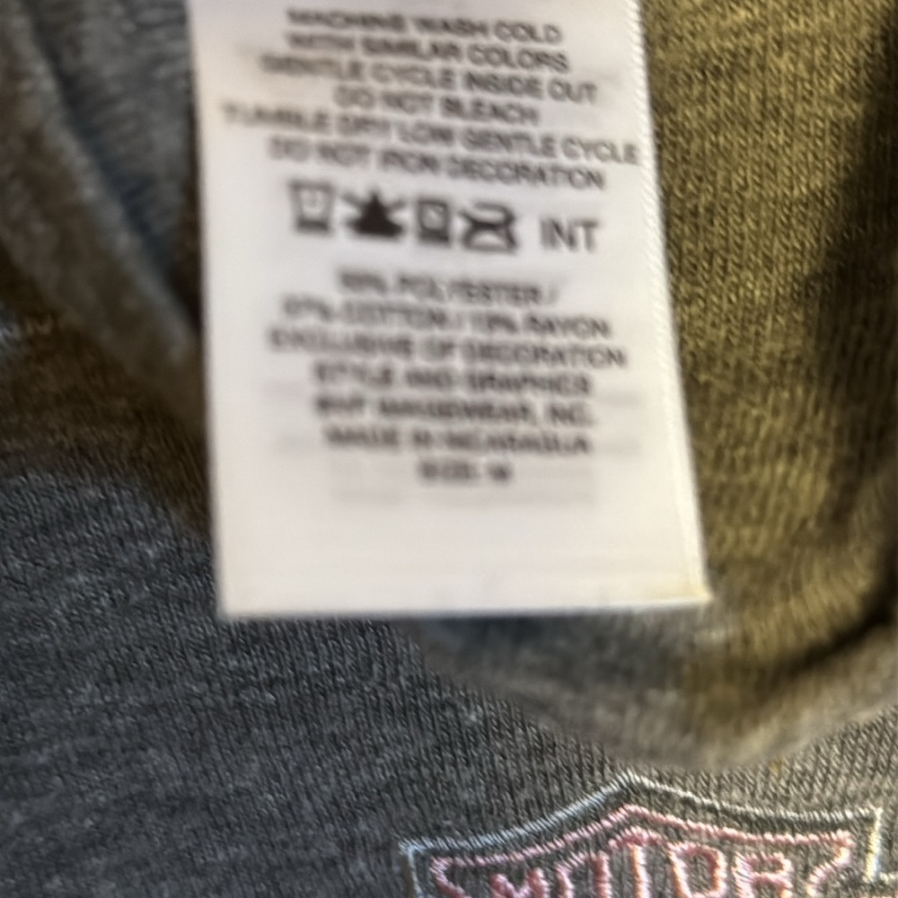 Harley Davidson Gray Long Sleeve Top - Picture 6 of 6